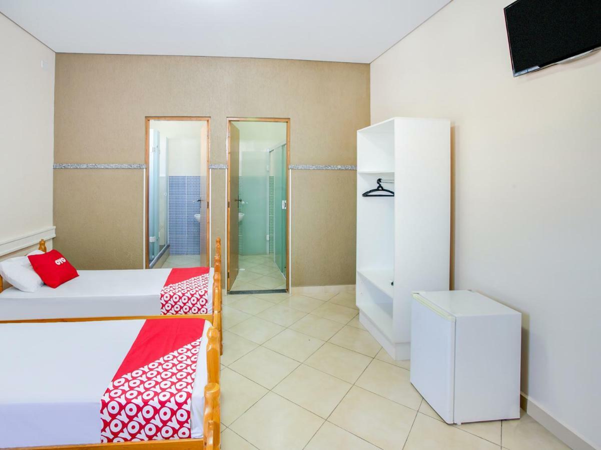 Oyo Hotel Dayse Santana de Parnaíba Eksteriør bilde