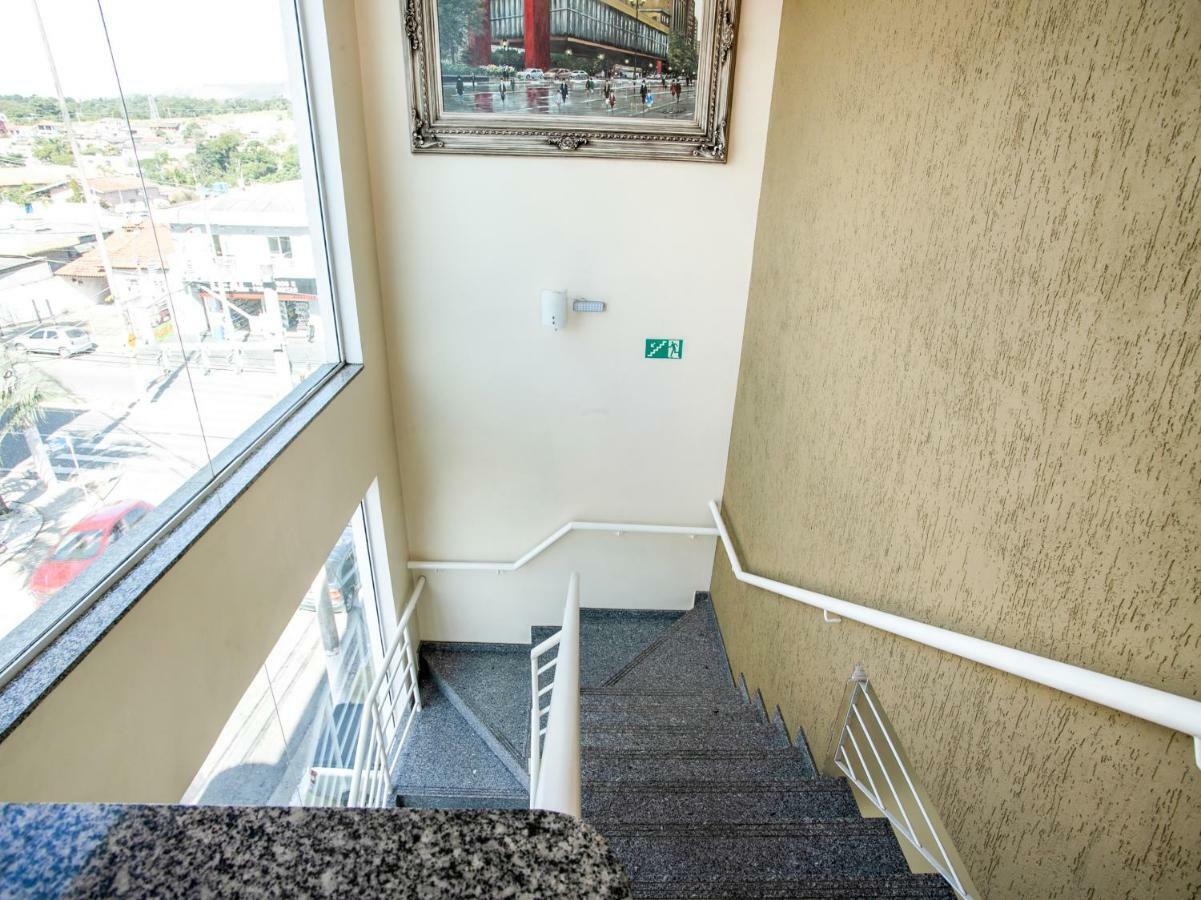 Oyo Hotel Dayse Santana de Parnaíba Eksteriør bilde
