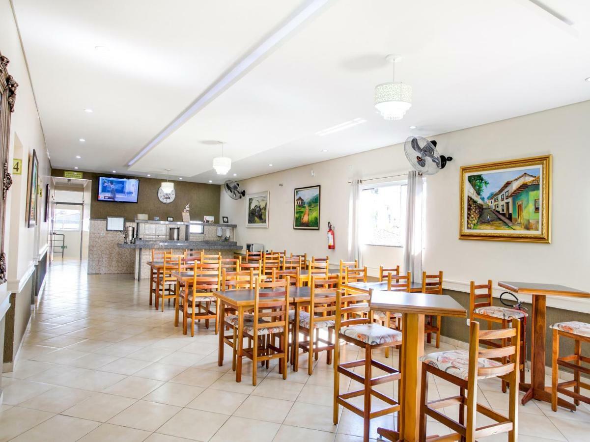 Oyo Hotel Dayse Santana de Parnaíba Eksteriør bilde